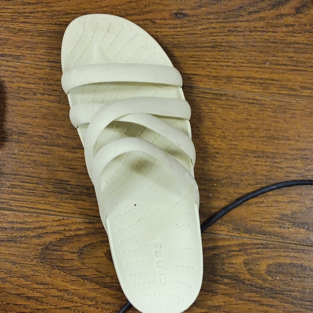 Crocs - Picture 2 of 2